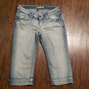 BKE STELLA wide leg capri crop size 31